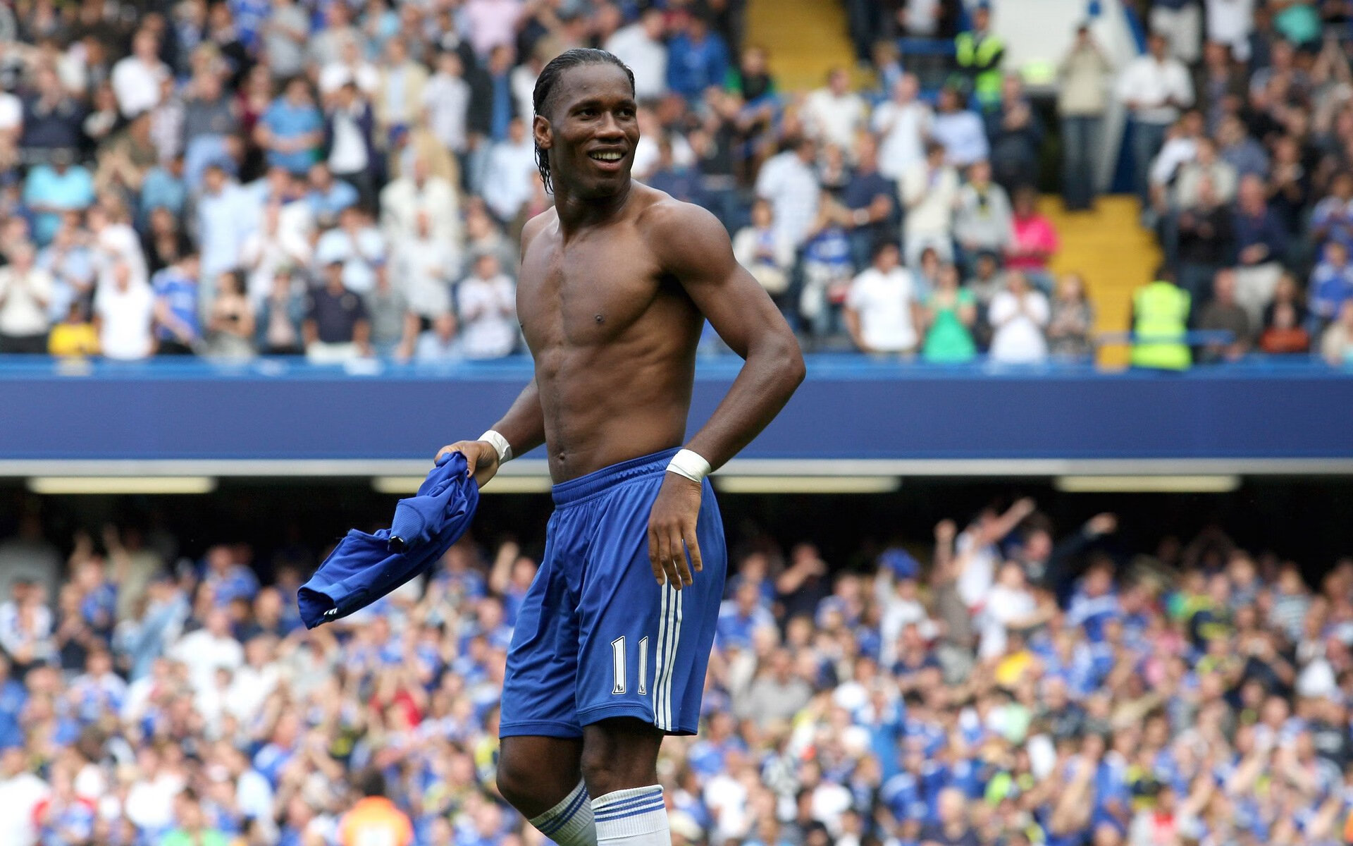 赛道上的双重奏鸣，索伯战术完胜雷诺，汉密尔顿展现绝对统治力